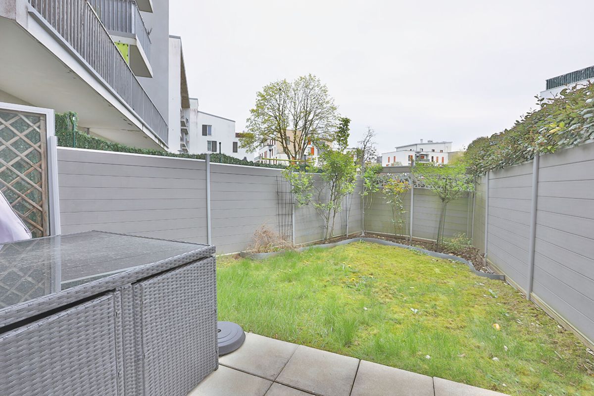 1 bedroom Apartment in Trappes, France No. 173276