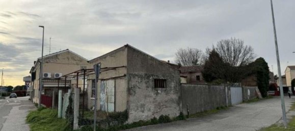 Квартира с 7 комнатами в Портомаджоре, Италия № 19598 21