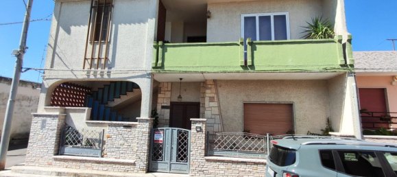 4 rooms House in Torchiarolo, Italy No. 298734 2