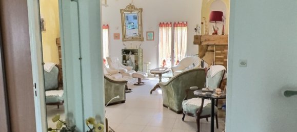 4 bedrooms House in Castres, France No. 322486 5