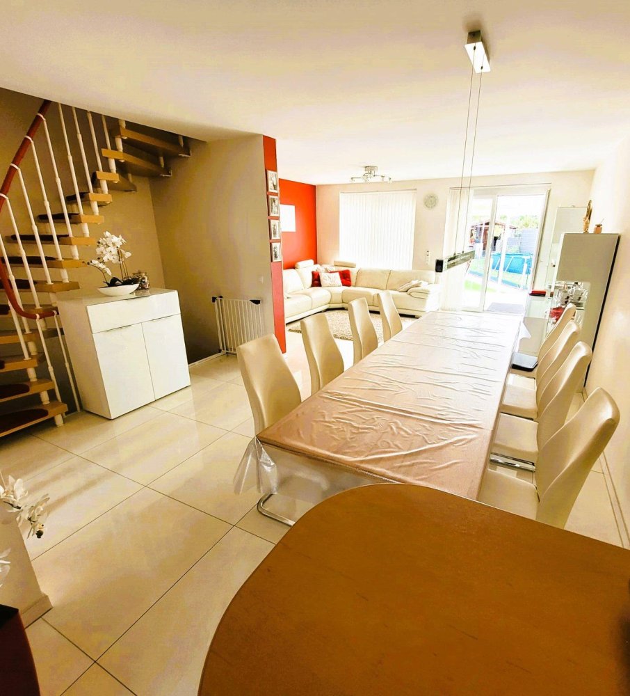 5غرفة تاون هاوس في Ludwigshafen am Rhein, Germany رقم 247762