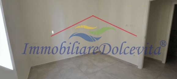 3 bedrooms Apartment in Florence, Italy No. 363891 5