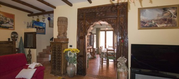 6 غرف نوم منزل في Palermo, Italy رقم 374714 18