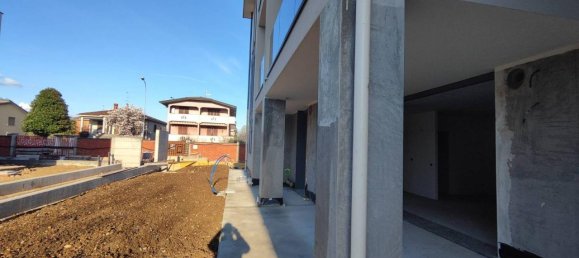 Apartamento de 3 habitaciónes en Bareggio, Italy No. 23307 5