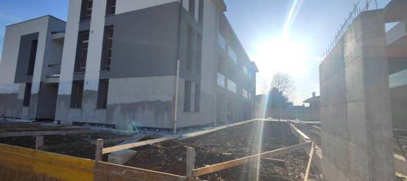 Apartamento de 3 habitaciónes en Bareggio, Italy No. 23307 44