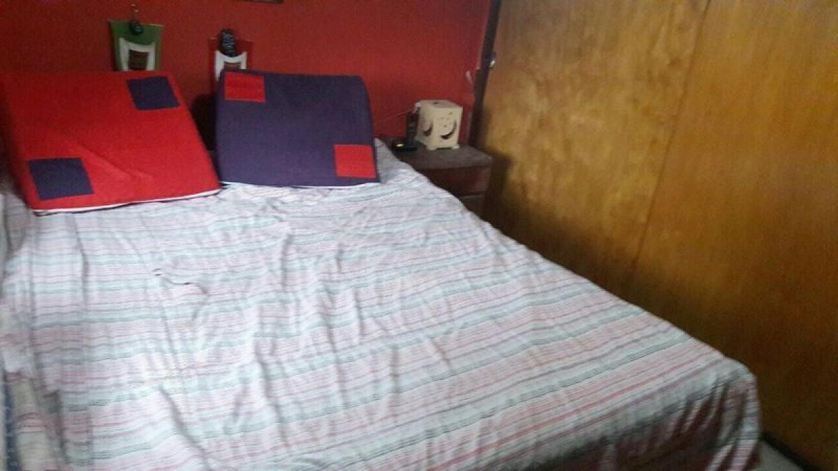 Casa de 2 dormitorios en Mar del Plata, Argentina No. 72451