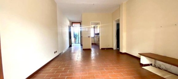 4 rooms Apartment in Luni, Italy No. 94387 5