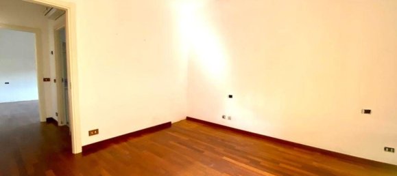 4 rooms Apartment in Luni, Italy No. 94387 8