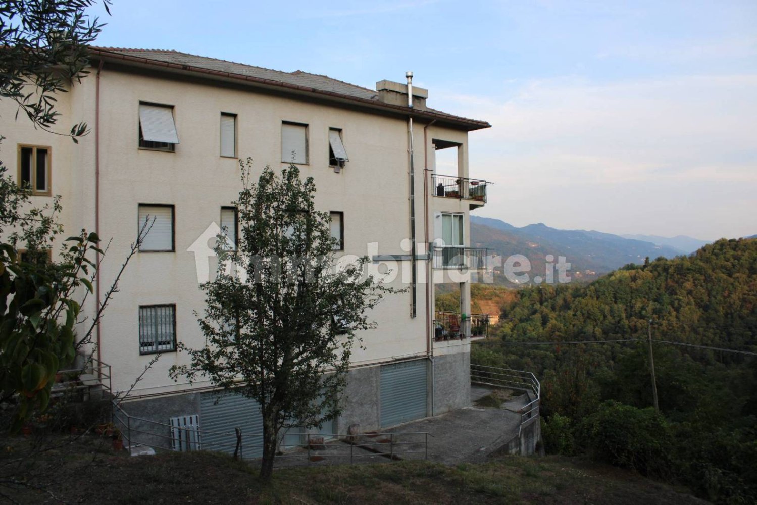 Квартира с 4 спальнями в Трибонья, Италия № 129425