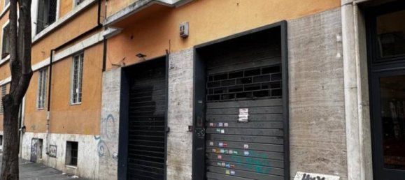 2 rooms Commercial property in Rome, Italy No. 80059 7