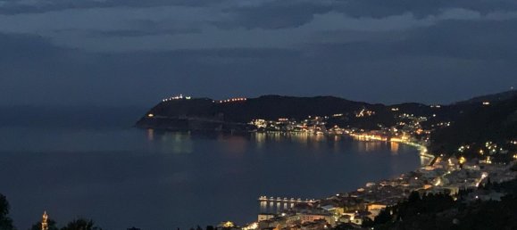 Villa de 4 habitaciónes en Alassio, Italy No. 102997 9