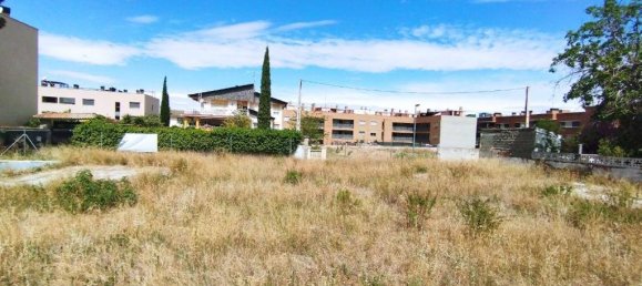 729m² Land in Cadrete, Spain No. 110457 4