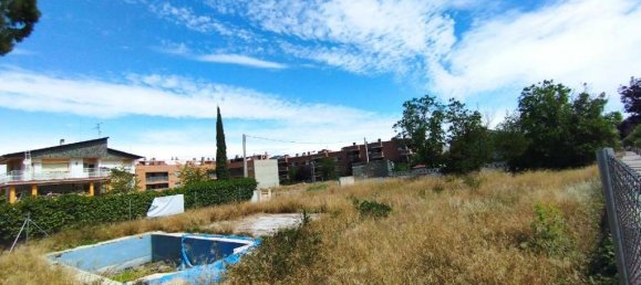 729m² Land in Cadrete, Spain No. 110457 3