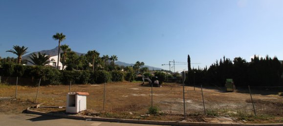  Land in Marbella, Spain No. 146710 5