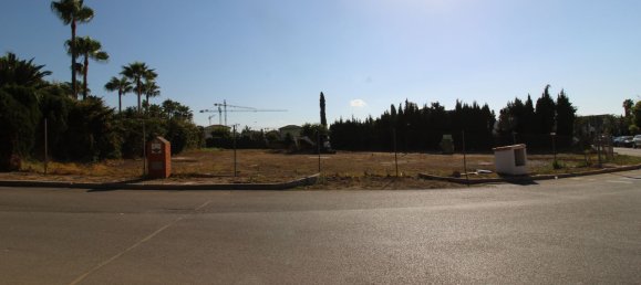  Land in Marbella, Spain No. 146710 4