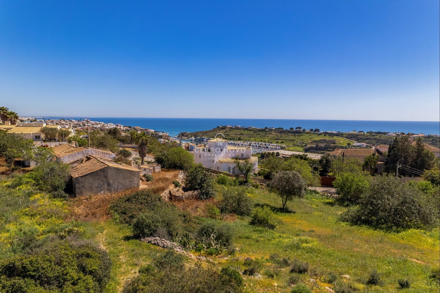 5724m² Land in Albufeira, Portugal No. 119644