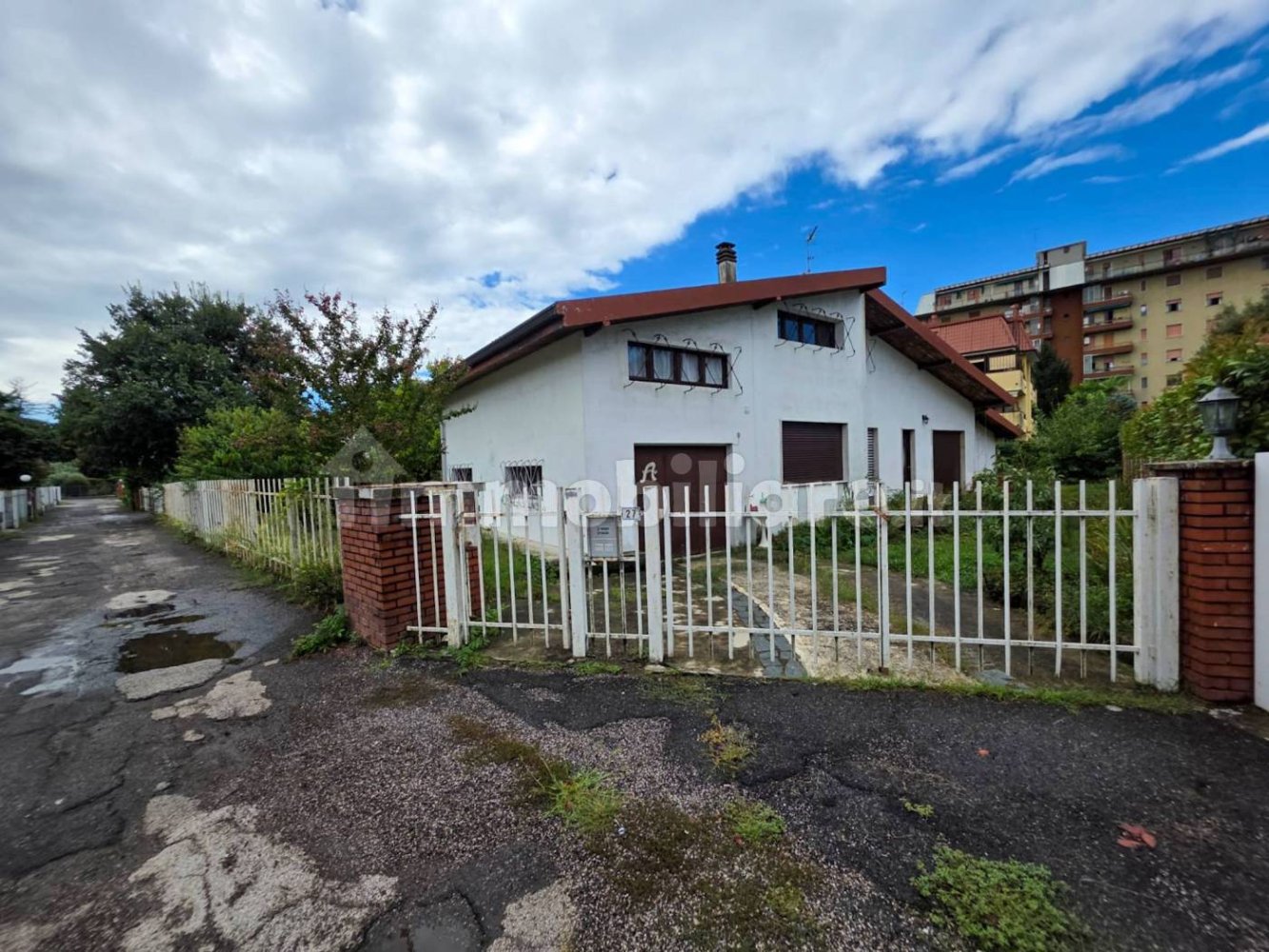 5 chambres Villa à Garbagnate Milanese, Italy No. 314916