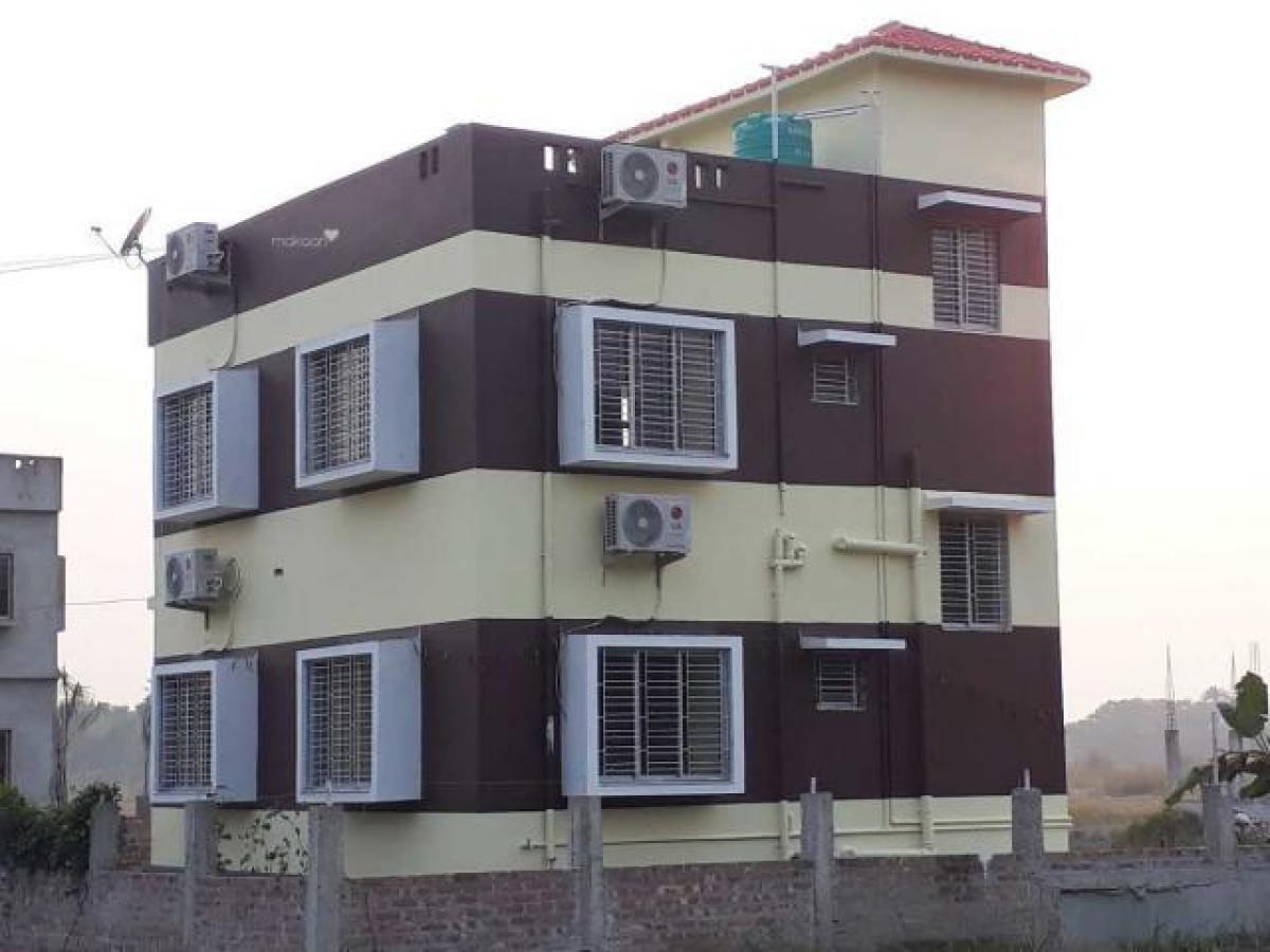 2 bedrooms House in Kolkata, India No. 3670