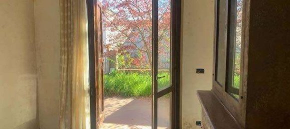 6 rooms House in Santa Cristina e Bissone, Italy No. 301443 9