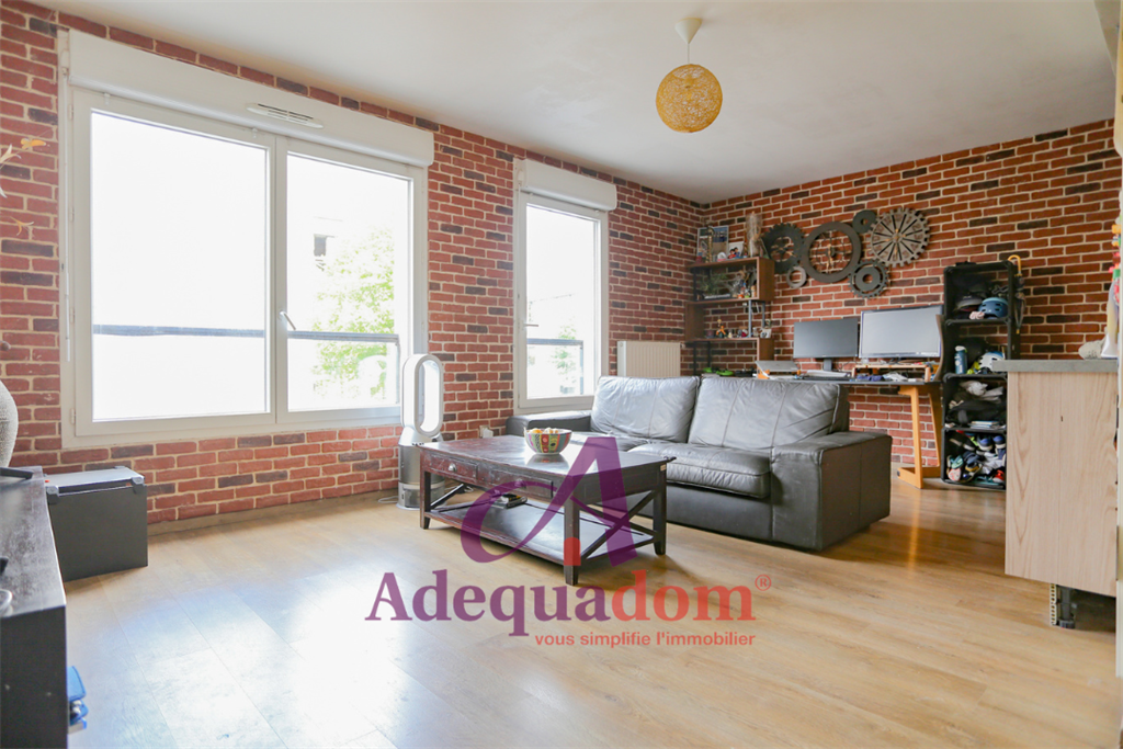 2 Schlafzimmer Wohnung in Bois-Colombes, France, Nr. 179424