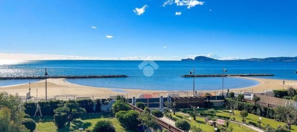 5 غرف نوم فيلا في Formia, Italy رقم 296886 26