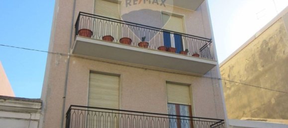 6 rooms Apartment in Augusta, Italy No. 62005 2