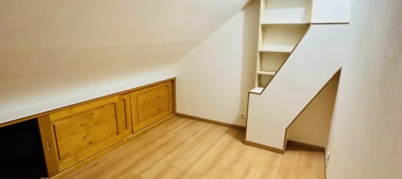 4 Schlafzimmer Haus in Sainte-Savine, France, Nr. 71709 11