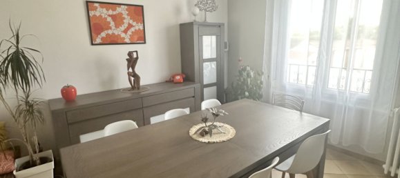 4 Schlafzimmer Haus in Sainte-Savine, France, Nr. 71709 3
