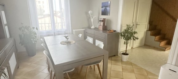 4 Schlafzimmer Haus in Sainte-Savine, France, Nr. 71709 18