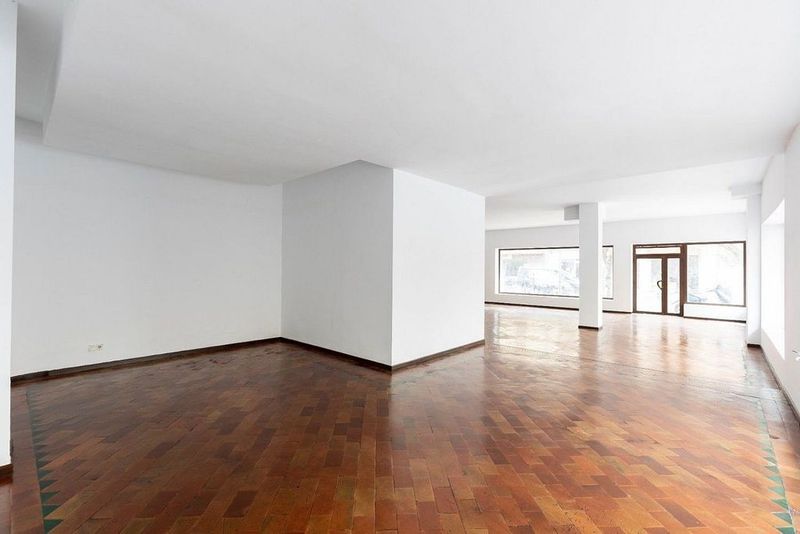 Propriété commerciale à Almunecar, Spain 171m² No. 227816