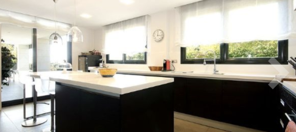 5 bedrooms Villa in Mataro, Spain No. 4239 18