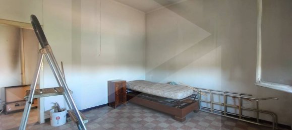 3 rooms Apartment in Bologna, Italy No. 34566 10