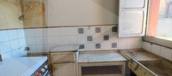 3 rooms Apartment in Bologna, Italy No. 34566 2