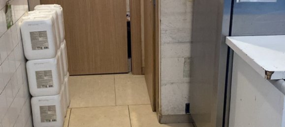 85m² Commercial property in Milan, Italy No. 243767 8