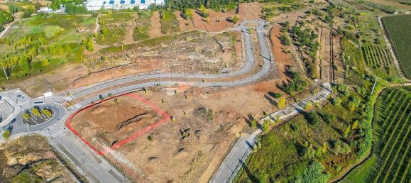 Terreno em Évora de Alcobaça, Portugal 5489 m² N.º 106612 9