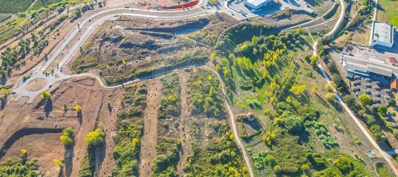 Terreno em Évora de Alcobaça, Portugal 5489 m² N.º 106612 3