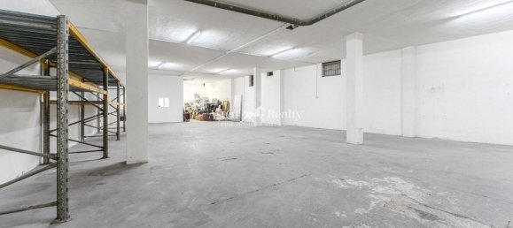 215m² Office in Adeje, Spain No. 178594 9
