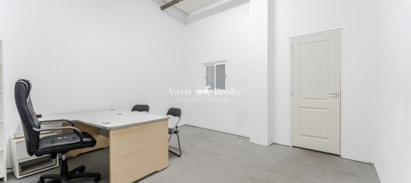 215m² Office in Adeje, Spain No. 178594 4