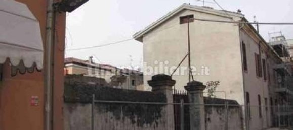 Casa T3 em Novi di Modena, Italy N.º 98135 56