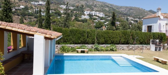 5 bedrooms Villa in Mijas, Spain No. 19376 3