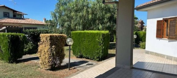 4 bedrooms Villa in Lariano, Italy No. 334927 7
