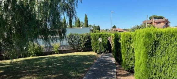 4 bedrooms Villa in Lariano, Italy No. 334927 3