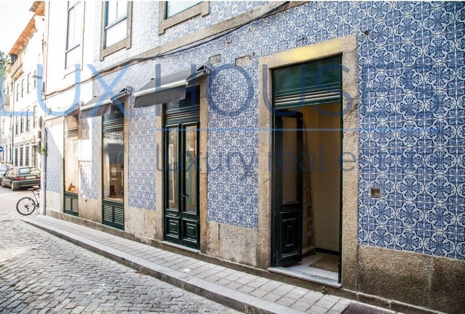 Gebäude in Porto, Portugal 300m², Nr. 34858