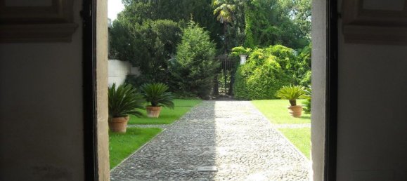 2 rooms Apartment in San Felice del Benaco, Italy No. 287699 6