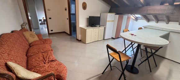 2 rooms Apartment in San Felice del Benaco, Italy No. 287699 2