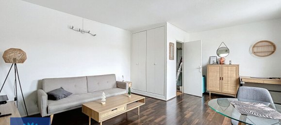 Studio in Evry, France No. 167612 2