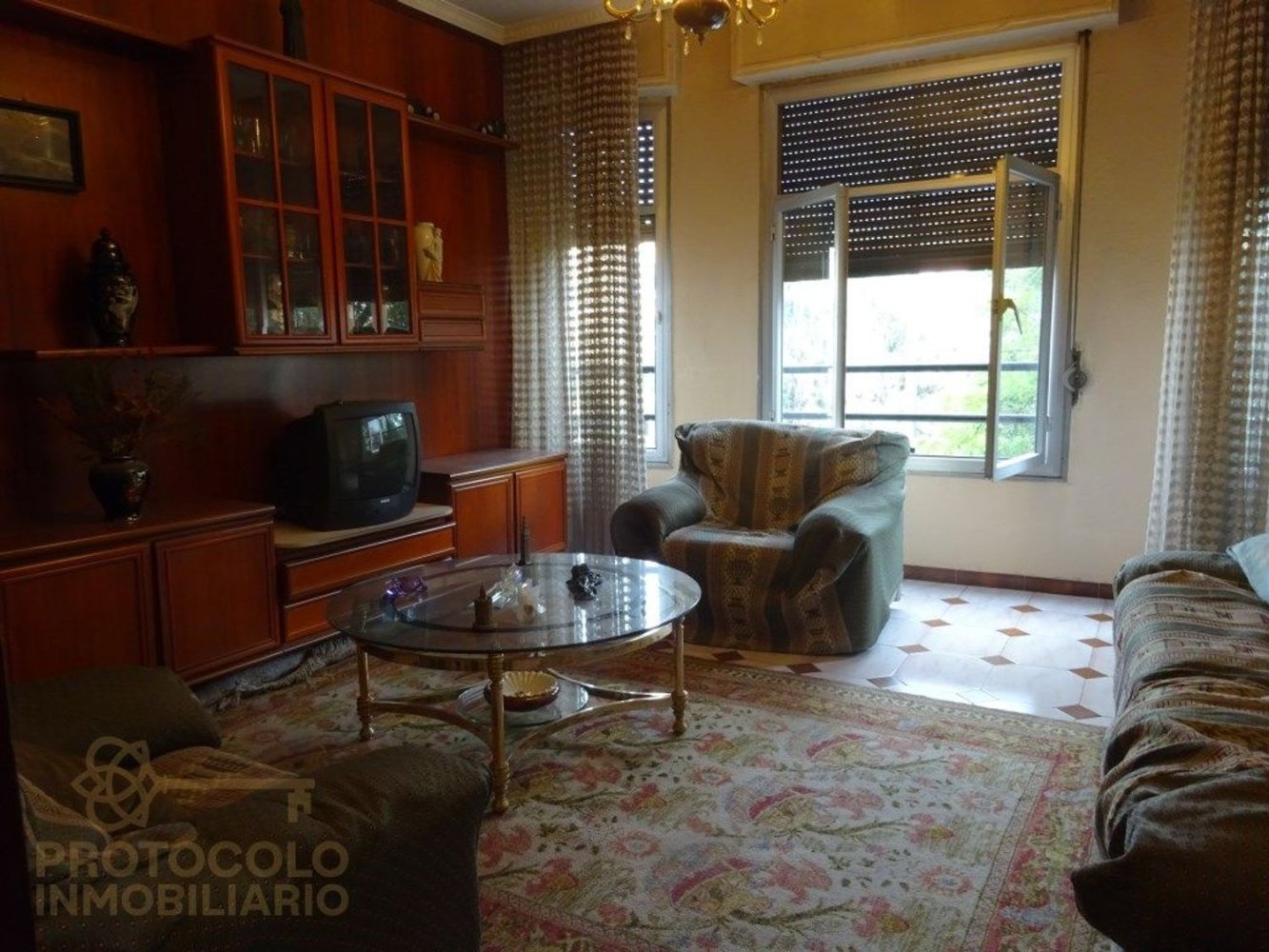 5 bedrooms Apartment in Madrid, Spain No. 191938
