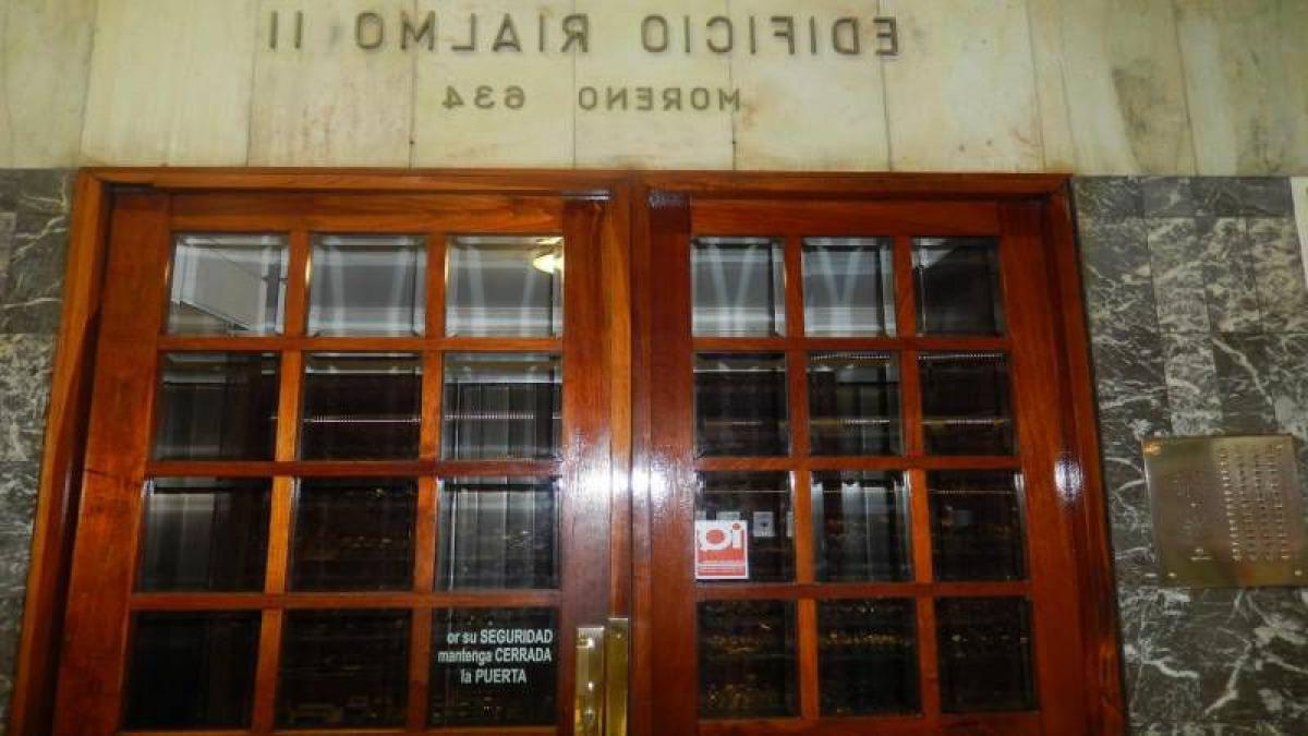 Квартира с 2 спальнями в Кильмес, Аргентина № 51938