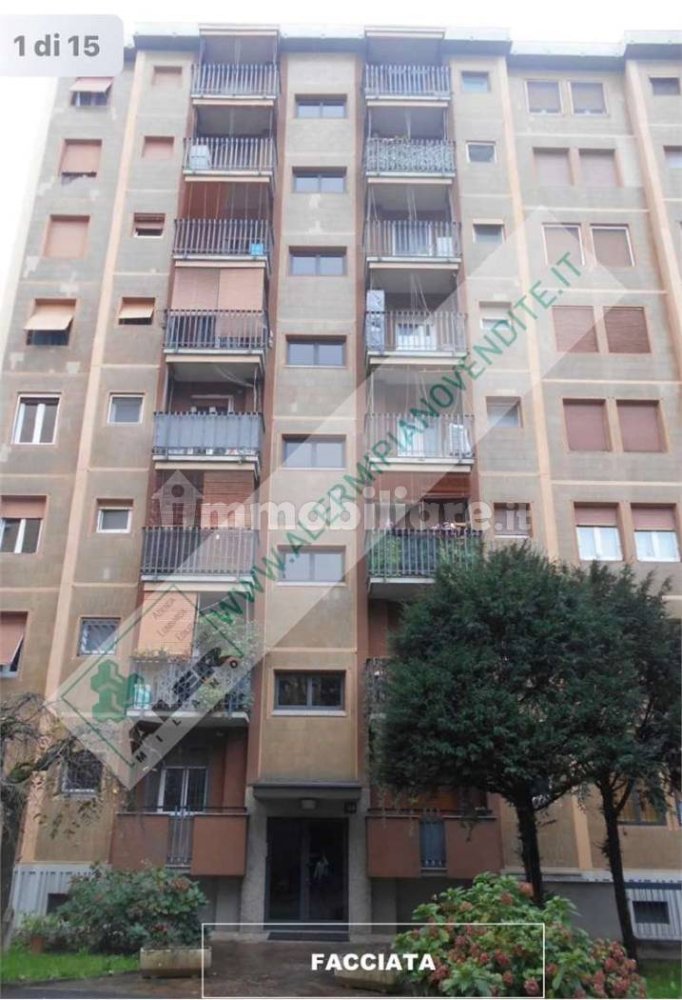 2 bedrooms Apartment in Milan, Italy No. 372580