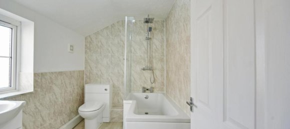 Casa de 3 dormitorios en Gloucester, United Kingdom No. 13689 16